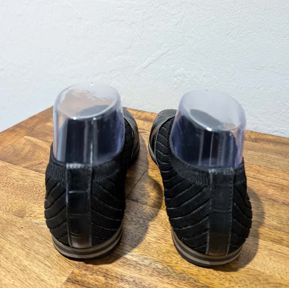 NOELLA slip on loafer‎  crocsize 36.5